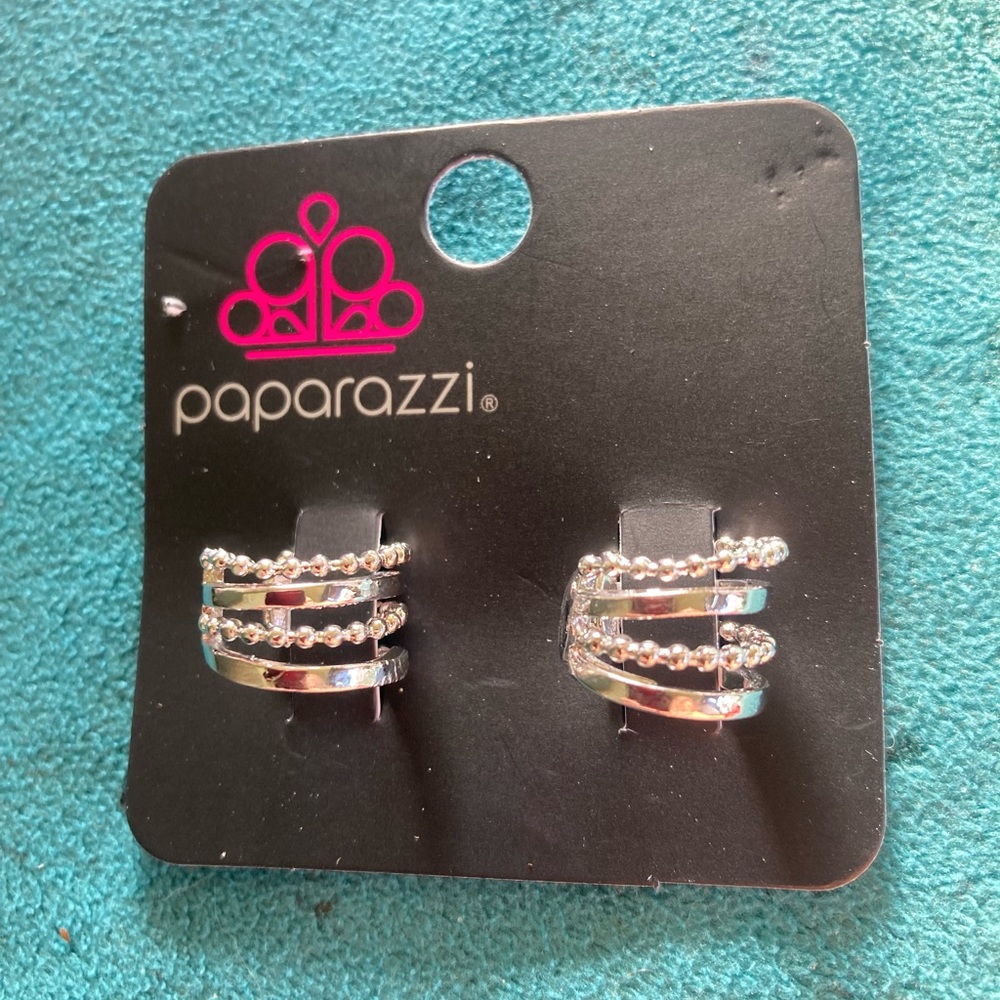 Paparazzi Silver Four Band Earrings NWT